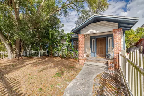 3525 Iris St N, Saint Petersburg, FL 33704
