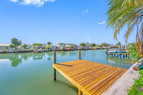 7930 Causeway Blvd S, Saint Petersburg, FL 33707