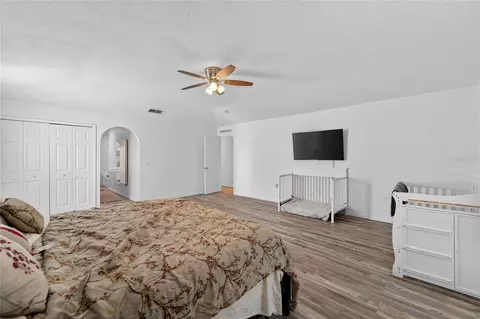 Bedroom - 10325 Frog Pond Dr, Riverview, FL 33569 photo 3 of 10