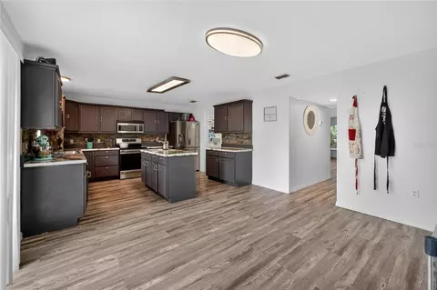 Kitchen - 10325 Frog Pond Dr, Riverview, FL 33569 photo 7 of 7
