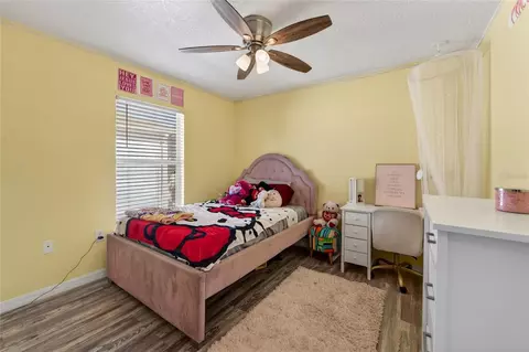 Bedroom - 10325 Frog Pond Dr, Riverview, FL 33569 photo 9 of 10
