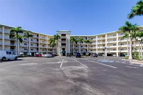 8800 Bay Pines Blvd #220, Saint Petersburg, FL 33709