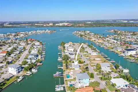 600 Normandy Rd, Madeira Beach, FL 33708