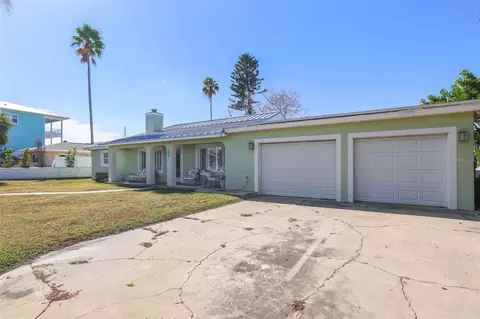 Exterior - 600 Normandy Rd, Madeira Beach, FL 33708 photo 11 of 12