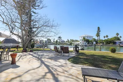 Exterior - 600 Normandy Rd, Madeira Beach, FL 33708 photo 3 of 12