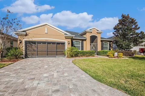 29325 Grass Bunker Dr, San Antonio, FL 33576