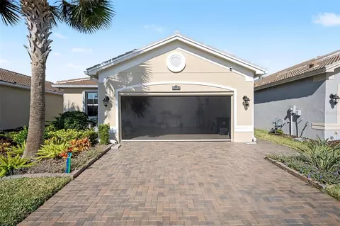 4715 Avila Lakes Dr, Wimauma, FL 33598