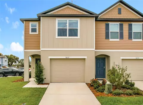 3657 Majestic Dr, Lakeland, FL 33803