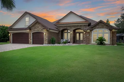 2721 Pebble Beach Dr, Navarre, FL 32566