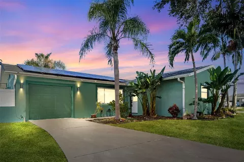 11017 64th Ter, Seminole, FL 33772