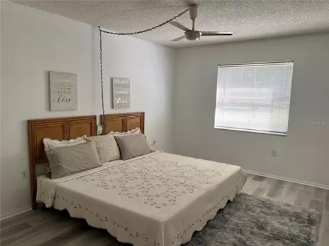 Bedroom - 1100 E Bay Dr #35, Largo, FL 33770 photo 1 of 1
