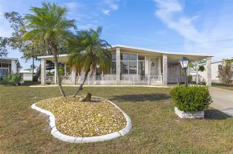 240 Hibisco Dr, North Port, FL 34287