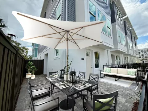 498 31st Way N, Saint Petersburg, FL 33713