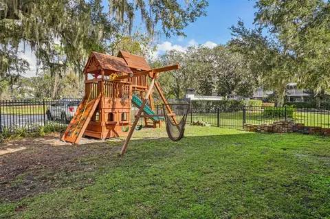 Exterior - 11325 Hidden Valley Ln, Riverview, FL 33569 photo 5 of 16