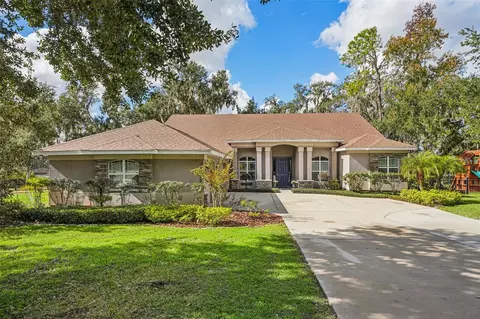 Exterior - 11325 Hidden Valley Ln, Riverview, FL 33569 photo 13 of 16