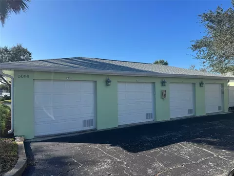 5099 Coquina Key Dr SE #E-3, Saint Petersburg, FL 33705