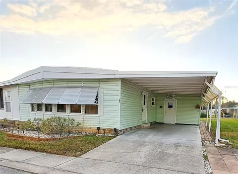 36 Maple Leaf Ct, Palm Harbor, FL 34684