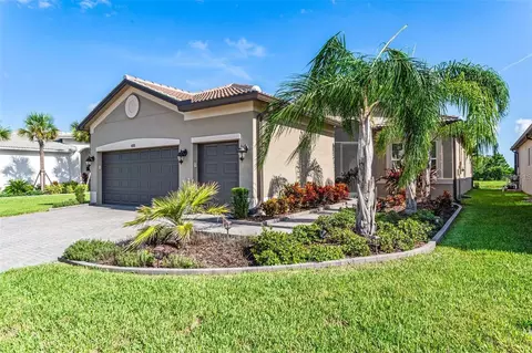 4888 Sevilla Shores Dr, Wimauma, FL 33598