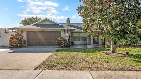 173 Foxcroft Dr E, Palm Harbor, FL 34683