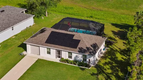 1477 Winthrop St, North Port, FL 34288