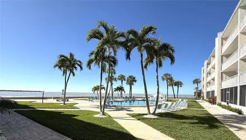 200 1st Ave #104, Saint Pete Beach, FL 33706