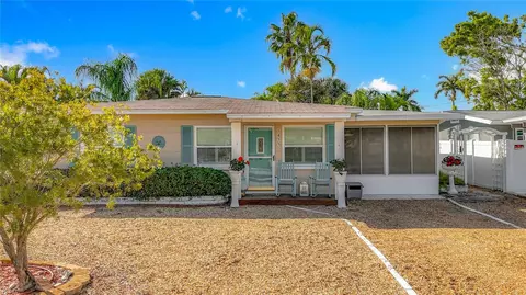 1433 Durling Dr S, South Pasadena, FL 33707
