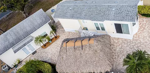 20300 Leonard Rd #33, Lutz, FL 33558
