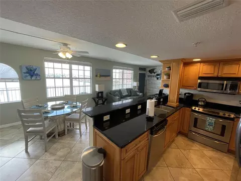 445 Hamden Dr #505, Clearwater Beach, FL 33767