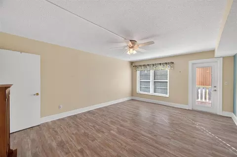 Living - 131 Bluff View Dr #403, Belleair Bluffs, FL 33770 photo 5 of 5