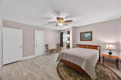 Bedroom - 131 Bluff View Dr #403, Belleair Bluffs, FL 33770 photo 2 of 3