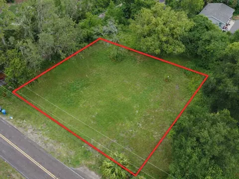 10616 Davis Rd, Tampa, FL 33637