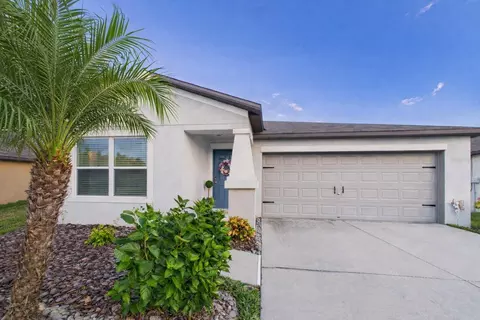 7011 King Creek Dr, Sun City Center, FL 33573
