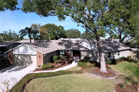 1618 Magdalene Manor Dr, Tampa, FL 33613