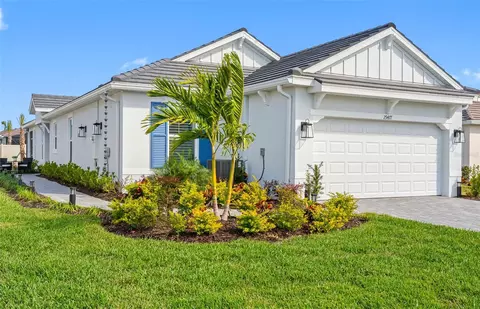 29477 Velletri Ln, Wesley Chapel, FL 33543