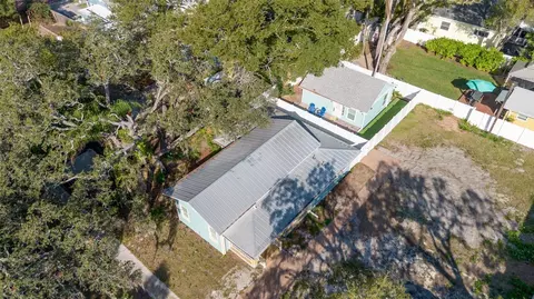 448 Locklie St, Dunedin, FL 34698