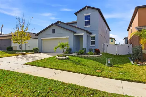 6451 Beverly Hills Dr, Zephyrhills, FL 33541