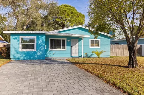 8011 26th Ave N, Saint Petersburg, FL 33710