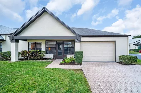 945 Rosewood Ln, Palm Harbor, FL 34684