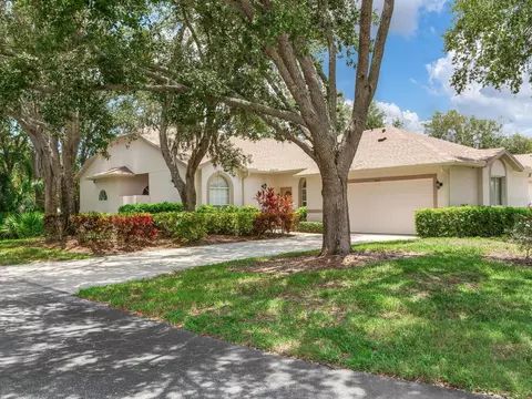 6315 Stone River Rd, Bradenton, FL 34203
