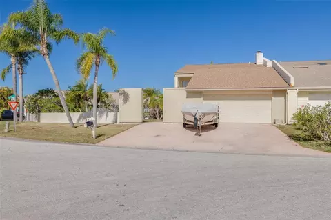 4501 Garnet Dr, New Port Richey, FL 34652