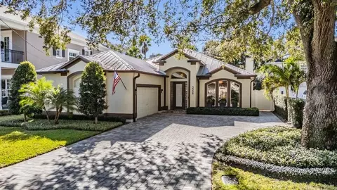 3308 W Knights Ave, Tampa, FL 33611
