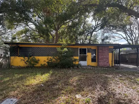 2151 Barcelona Dr, Clearwater, FL 33764