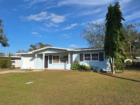 1719 Cardinal Dr, Clearwater, FL 33759