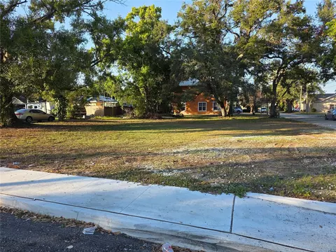 1022 7th Street Ct W, Bradenton, FL 34205