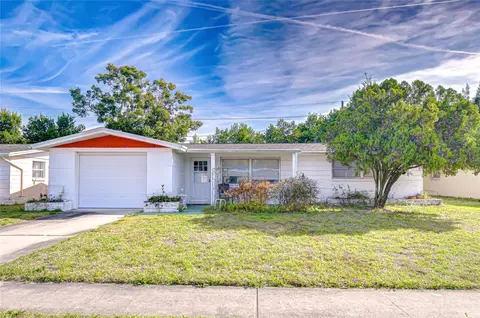 2128 Shannon Dr, Holiday, FL 34690
