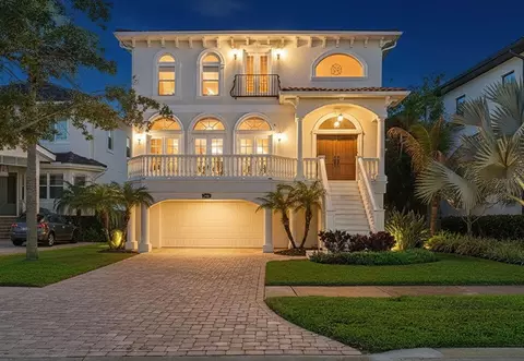 102 Adriatic Ave, Tampa, FL 33606