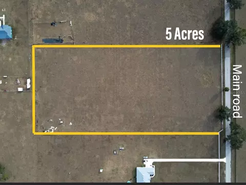 191 Cr-482n, Lake Panasoffkee, FL 33538