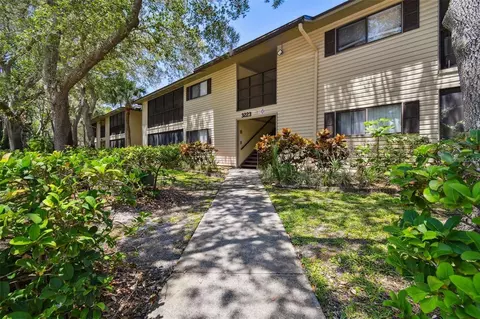 3223 Fox Chase Cir N #206, Palm Harbor, FL 34683