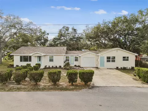14744 Sunset Dr, Largo, FL 33774