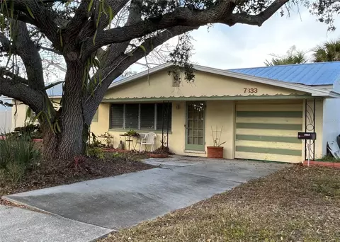 7833 Causeway Blvd S, Saint Petersburg, FL 33707